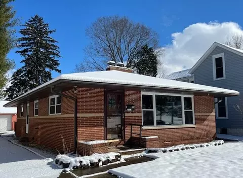 1217 Forest Ave, Piqua, OH 45356