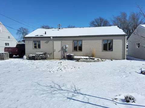 Exterior - 1119 Grand Ave, Celina, OH 45822 photo 8 of 10