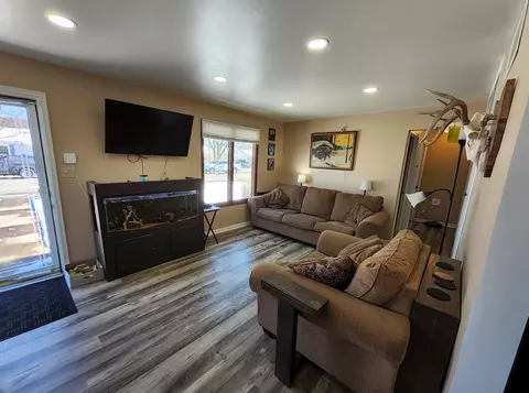 Living - 1119 Grand Ave, Celina, OH 45822 photo 2 of 4