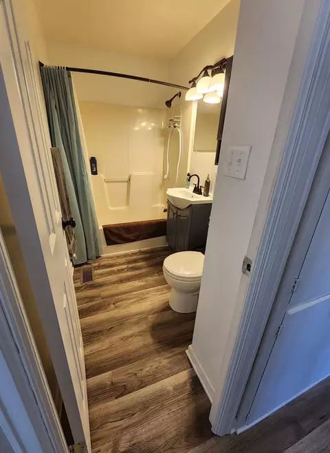 Bath - 1119 Grand Ave, Celina, OH 45822 photo 1 of 2