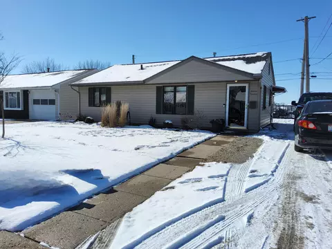 Exterior - 1119 Grand Ave, Celina, OH 45822 photo 4 of 10