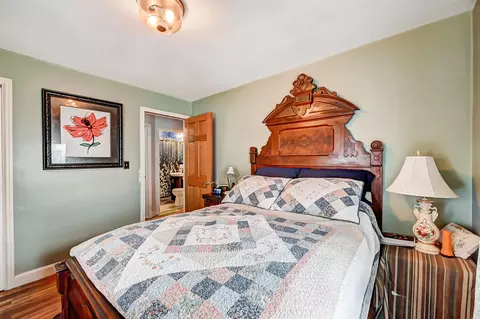 Bedroom - 1265 E Cedarview Dr, Springfield, OH 45503 photo 6 of 8