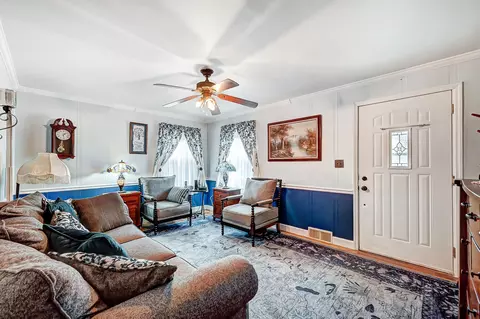 Living - 1265 E Cedarview Dr, Springfield, OH 45503 photo 1 of 5