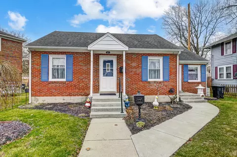 1265 E Cedarview Dr, Springfield, OH 45503