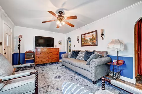 Living - 1265 E Cedarview Dr, Springfield, OH 45503 photo 2 of 5