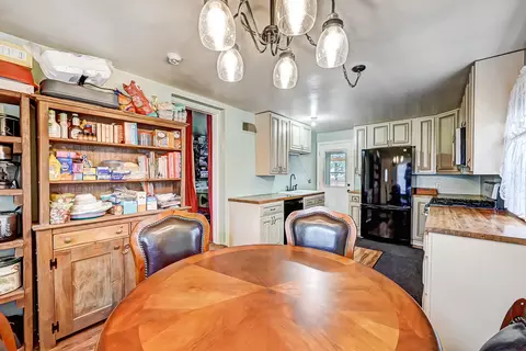 Dining - 1265 E Cedarview Dr, Springfield, OH 45503 photo 2 of 2