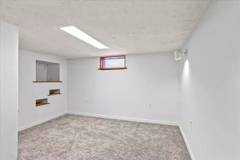 Bedroom - 5126 Kerns Rd, Springfield, OH 45502 photo 1 of 1