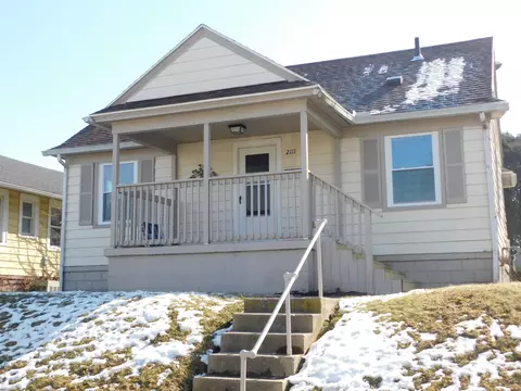 2111 Hoppes Ave, Springfield, OH 45503