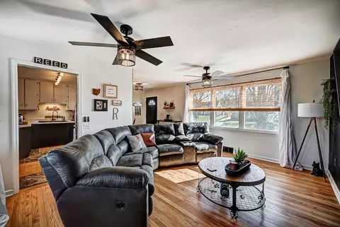 Living - 1913 Westgate Rd, Springfield, OH 45504 photo 1 of 3