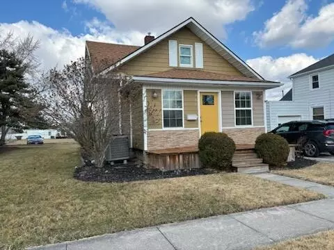 Exterior - 316 E Plum St, Coldwater, OH 45828 photo 3 of 6