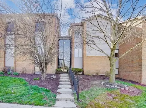 1110 Eagle Feather Cir #A, West Carrollton, OH 45449