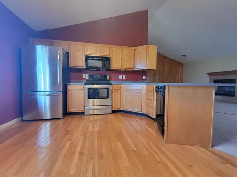 Kitchen - 4525 Selma Pike, Springfield, OH 45502 photo 2 of 3