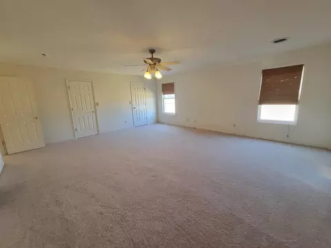 Living - 4525 Selma Pike, Springfield, OH 45502 photo 3 of 3