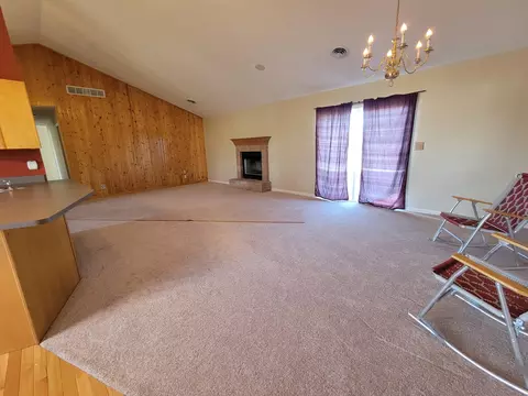 Living - 4525 Selma Pike, Springfield, OH 45502 photo 2 of 3