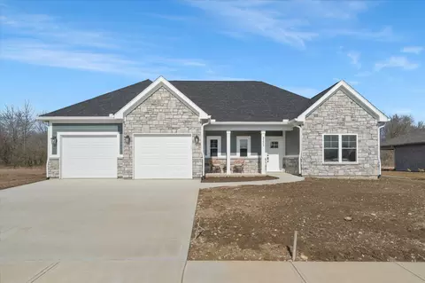 2171 Emerson Way, Troy, OH 45373