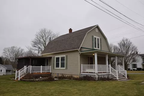 105 N Grant St, Christiansburg, OH 45389