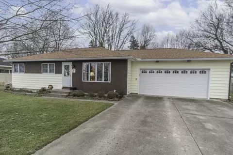 507 S Wagner Ave, Wapakoneta, OH 45895