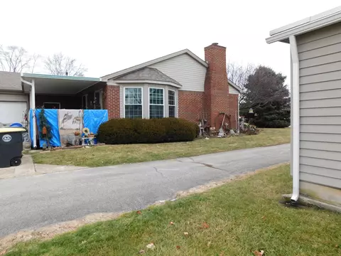 405 S Wall St, Covington, OH 45318 photo 2