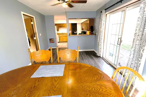 Dining - 1506 Beacon St, Springfield, OH 45505 photo 3 of 3