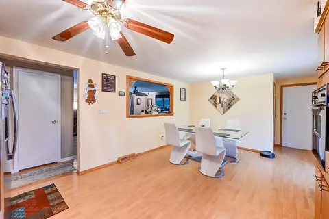 Dining - 1615 Ridgeway Dr, Springfield, OH 45506 photo 1 of 2