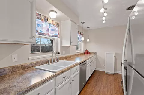 Kitchen - 3914 Maryknoll Dr, Kettering, OH 45429 photo 1 of 4