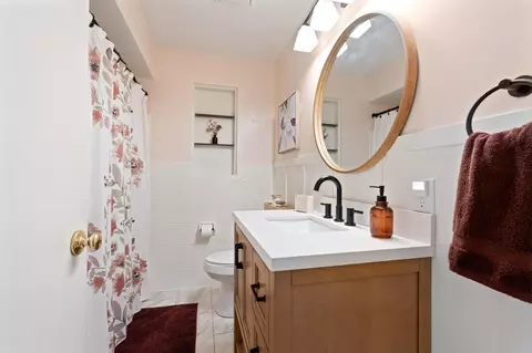 Bath - 3914 Maryknoll Dr, Kettering, OH 45429 photo 1 of 4