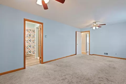 Bedroom - 3914 Maryknoll Dr, Kettering, OH 45429 photo 3 of 3