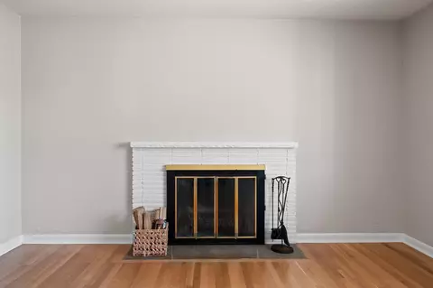 Living - 3914 Maryknoll Dr, Kettering, OH 45429 photo 3 of 3