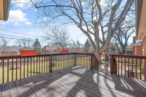 Exterior - 3914 Maryknoll Dr, Kettering, OH 45429 photo 10 of 13