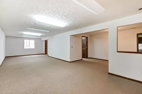 1823 Golfview Dr, Springfield, OH 45502 photo 34