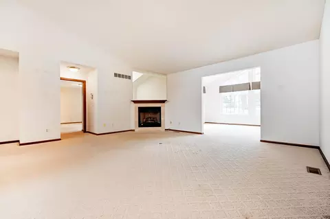 1823 Golfview Dr, Springfield, OH 45502 photo 9