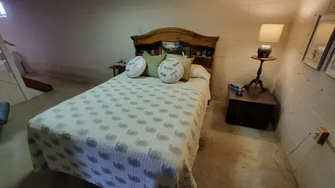 Bedroom - 2151 Fairfield Pike, Springfield, OH 45502 photo 11 of 12