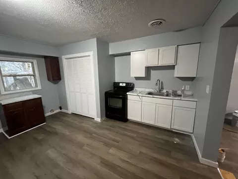 1739 York St, Springfield, OH 45505 photo 4