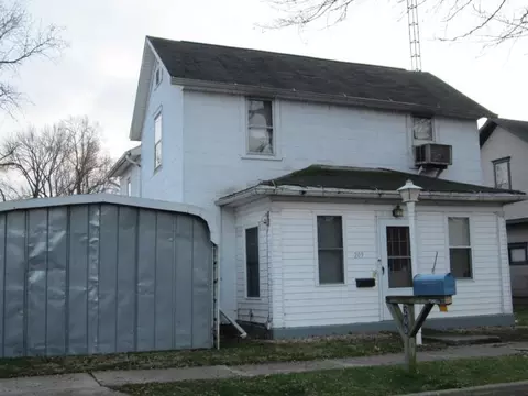 209 E Newell St, West Liberty, OH 43357
