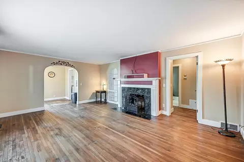 Living - 606 S Clairmont Ave, Springfield, OH 45505 photo 5 of 5