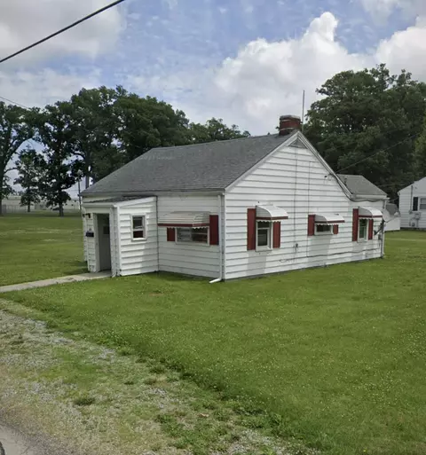408 N College St, Spencerville, OH 45887