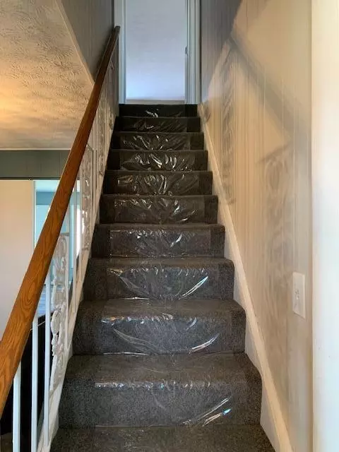 Entry Way - 2663 Myers Rd, Springfield, OH 45502 photo 2 of 2