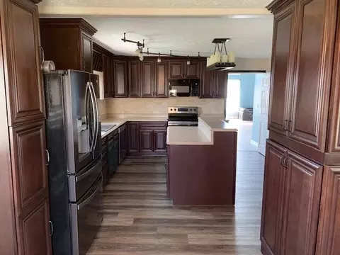Kitchen - 2663 Myers Rd, Springfield, OH 45502 photo 1 of 6