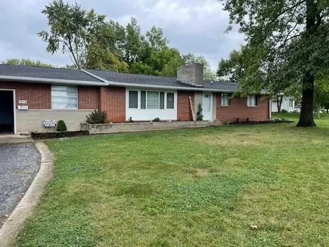 814 Edwards St, Saint Marys, OH 45885