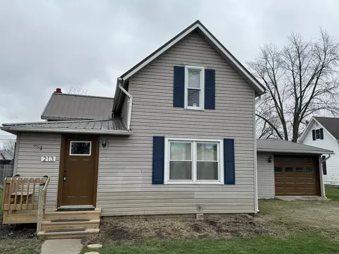 213 S Wayne St, Mendon, OH 45862