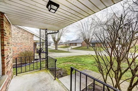 2060 Manhattan Blvd, Springfield, OH 45504 photo 7