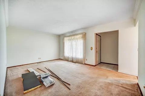 2060 Manhattan Blvd, Springfield, OH 45504 photo 11