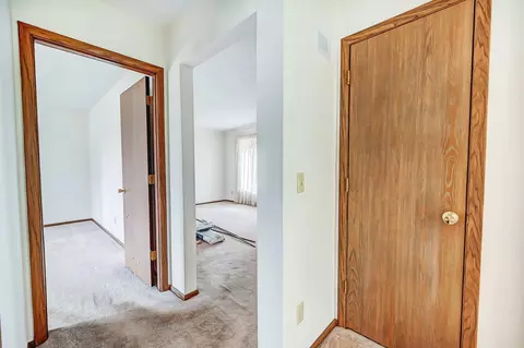 2060 Manhattan Blvd, Springfield, OH 45504 photo 17