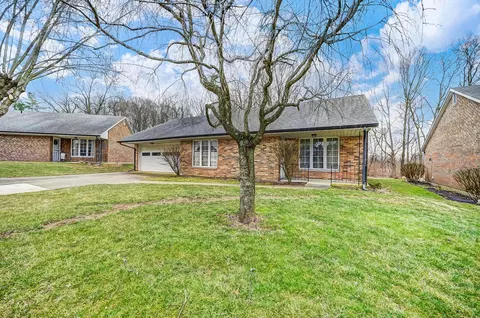 2060 Manhattan Blvd, Springfield, OH 45504 photo 4
