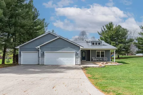 317 Whitestone Rd, Springfield, OH 45504