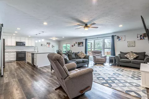 317 Whitestone Rd, Springfield, OH 45504 photo 8