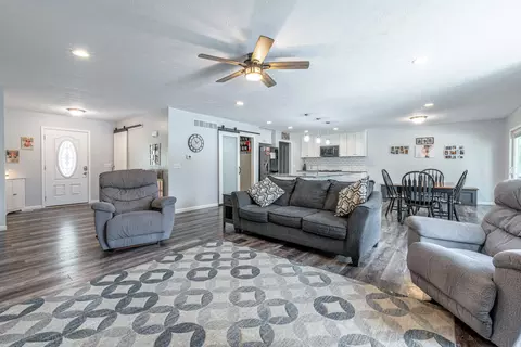 317 Whitestone Rd, Springfield, OH 45504 photo 9