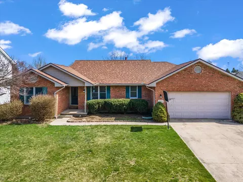 3211 Gardenia Dr, Troy, OH 45373
