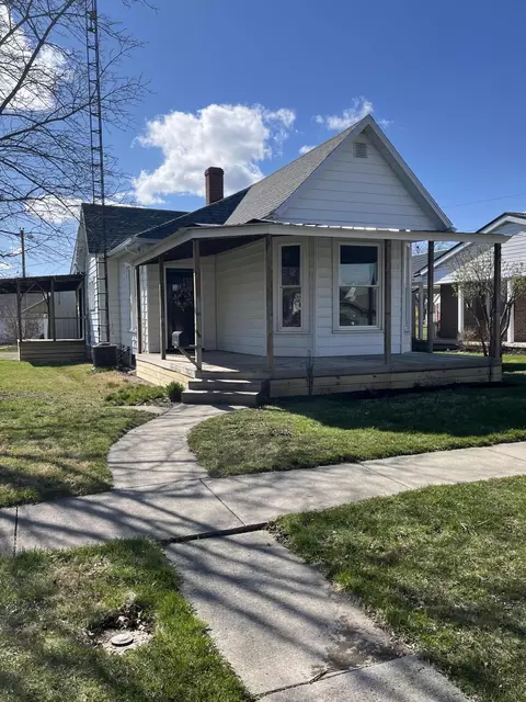461 N Perry St, Saint Marys, OH 45885