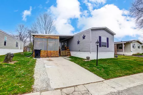24 Charles Rd #24, New Carlisle, OH 45344